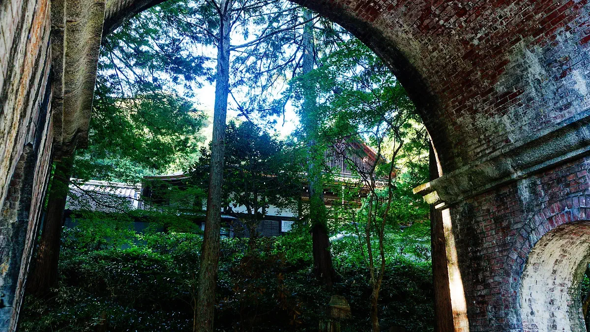Chapter 3. The Architecture of Silence — MA / Vide Signifiant (Traces of the Invisible) Part 3
